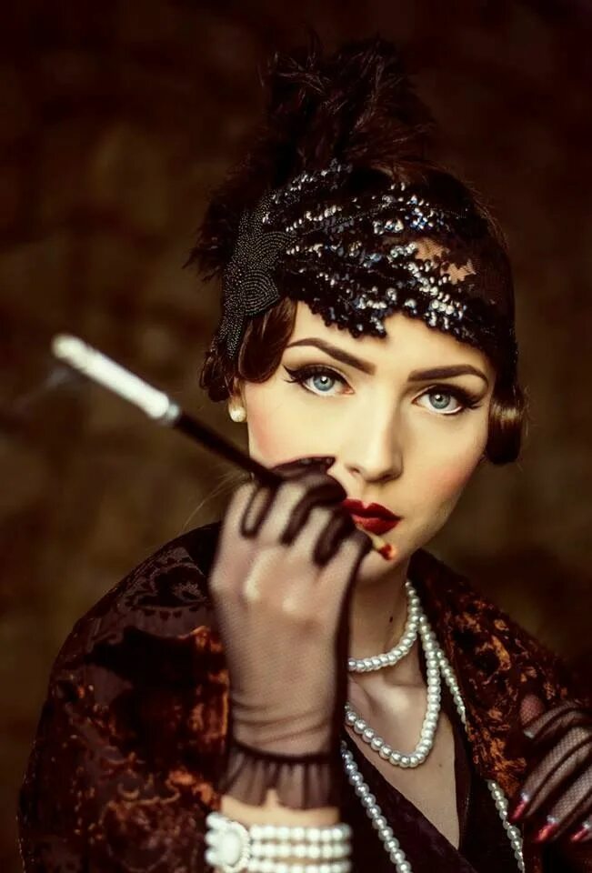 Макияж 20х годов гэтсби Dark 1920's Flapper Look by Nina and Muna 20er jahre kleider, Idda van munster, 