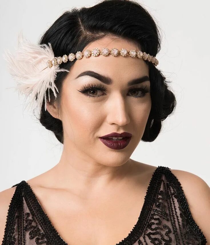 Макияж 20х в стиле гэтсби пошагово Black Feather & Emerald Crystal Goldie Flapper Headband in 2020 Flapper headband