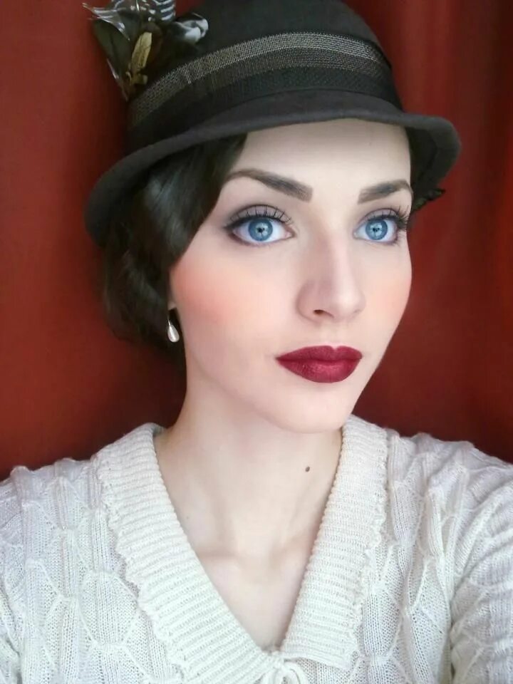 Макияж 30 годов Page Not Found Wedding makeup vintage, Vintage hairstyles, Vintage makeup looks
