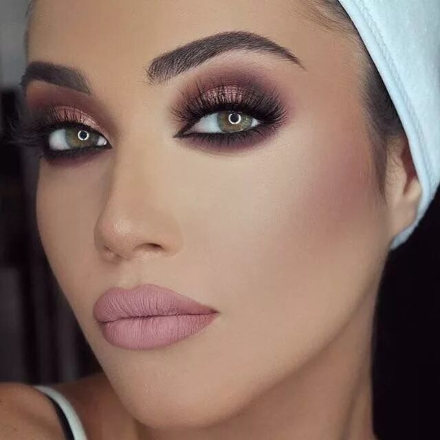 Макияж 4 глаза Pin by Mitzy Orozco on maquillaje otoño Bridal smokey eye makeup, Smokey eye mak