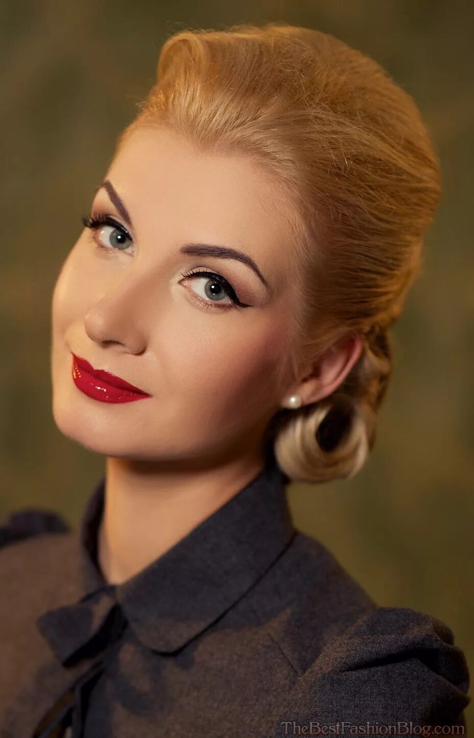 Макияж 40х годов 1950's womens hair - Google Search Vintage hairstyles, 1950s hairstyles, 1960 ha