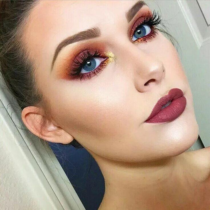 Макияж 6 Pin de M. Pe. em Makeup and Hair (general) Maquiagem sombra, Dicas de maquiagem 