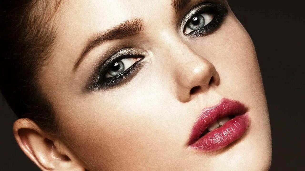 Макияж 6 How to Create a Black and White Smoky Eye - L'Oréal Paris