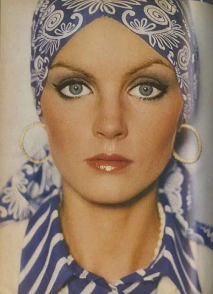 Макияж 70 годов фото Pin on Glam Candy 70s makeup, Vintage makeup, 1970s makeup