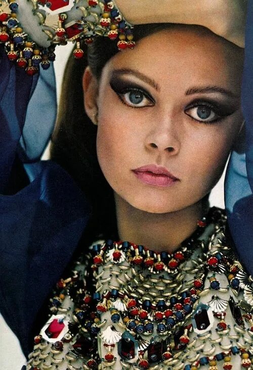 Макияж 70 х годов в ссср No Ones Nemesis Vintage beauty, Beauty, 1960s fashion