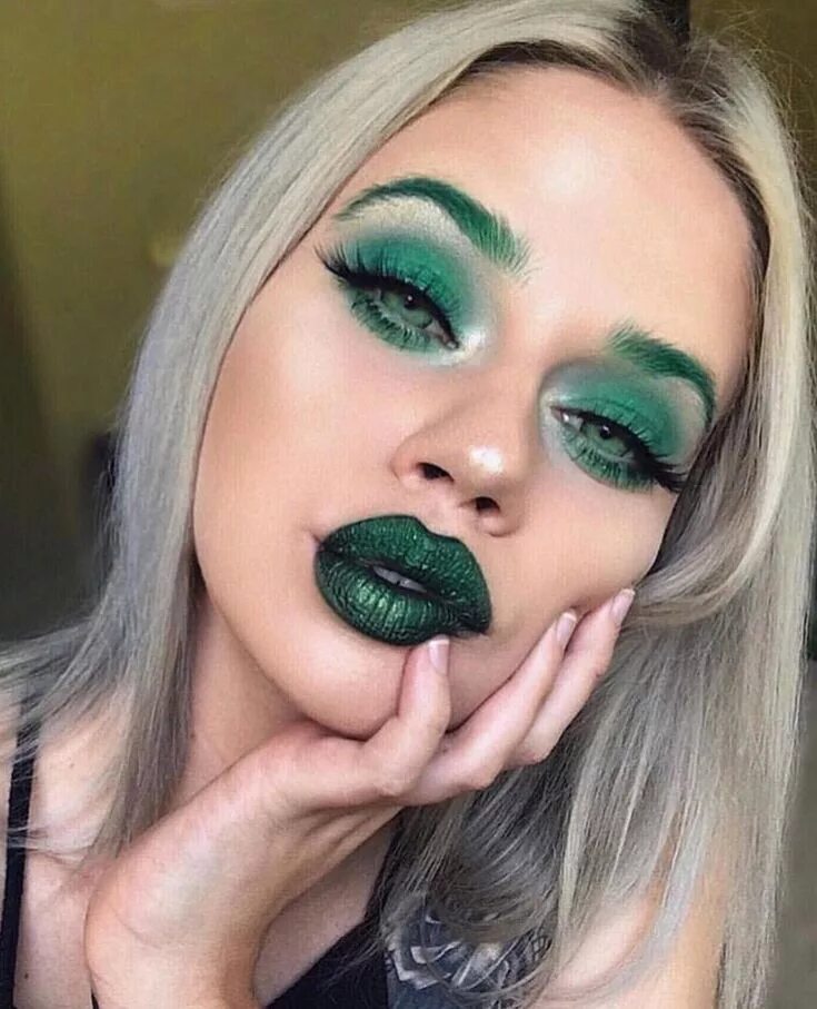 Макияж для серо зеленых фото Lauren Rohrer (@laurenrohrer) * Foto e video di Instagram Green makeup, Day make