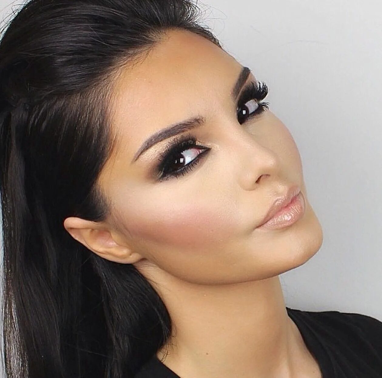 Макияж для темных волос фото Flawless Hair makeup, Wedding hair and makeup, Beautiful makeup