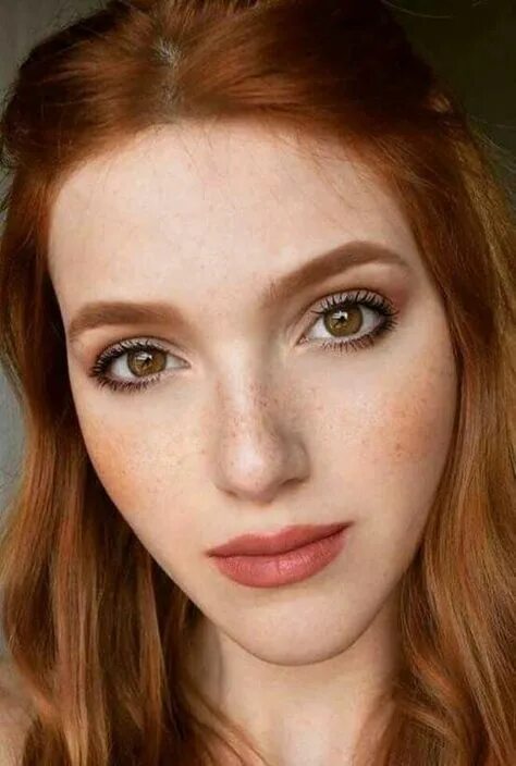 Макияж для янтарных глаз 10 популярных идей на тему "red hair for pale skin and brown eyes" для вдохновен