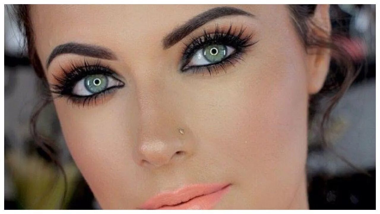Макияж для женщин с серыми глазами Тушь 3D Younique с эффектом накладных ресниц обзор / 3Д тушь для эффекта нарощен
