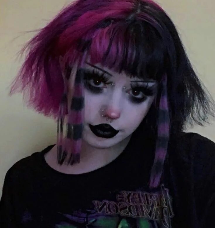 Макияж эмо 2024 год NEEDS AMBASSADORS ! IG : @ADN_STUDIOS1 in 2020 Goth hair, Alternative makeup, Co