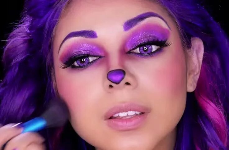 Макияж фото легкий для детей How to Perfect the Cheshire Cat's Purple Makeup Look for Halloween Cat eye makeu