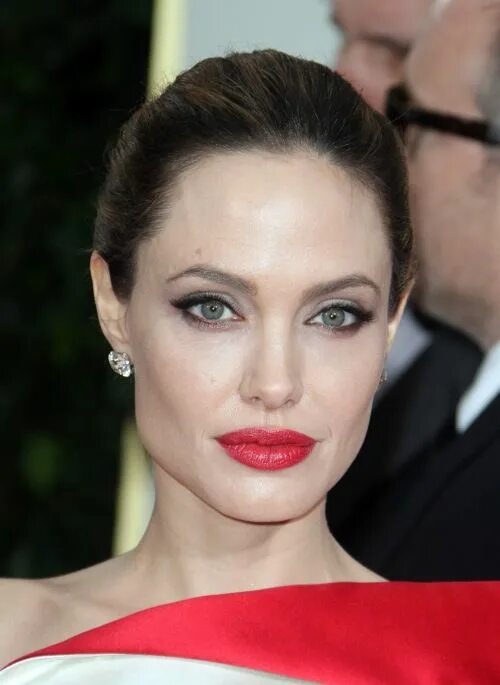 Макияж глаз джоли Pin by Francois Gravois on ANGELINA JOLIE Angelina jolie, Angelina jolie picture