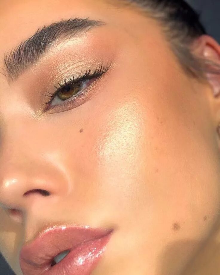Макияж глаз хайлайтером pin mood board: @hannah_neese Skin makeup, Hair makeup, Natural makeup