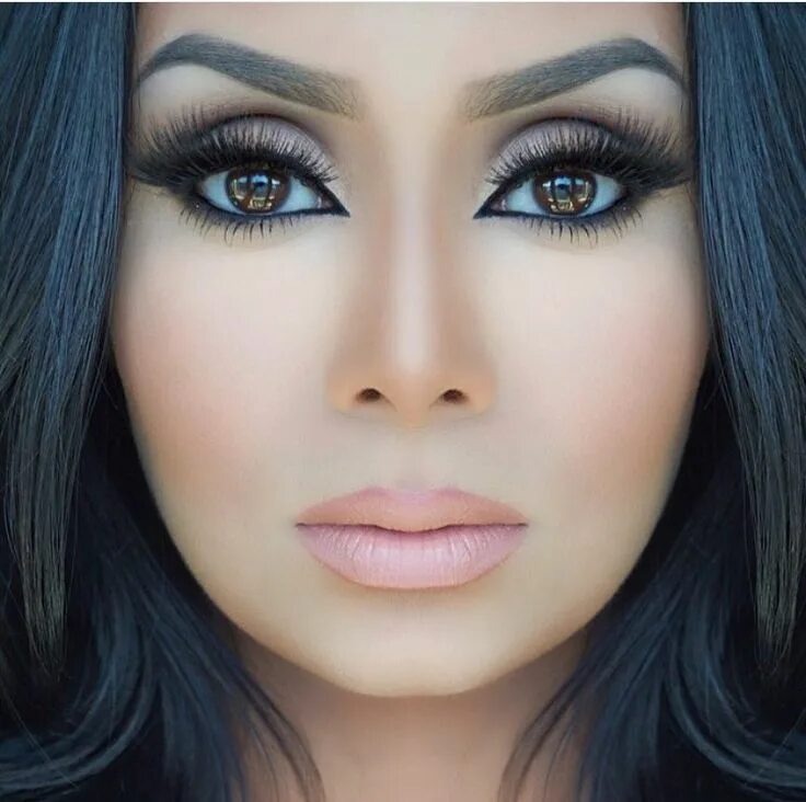 Макияж глаз и темных волос Pin by Kerie Azeez on Perfect Beauty Vintage makeup looks, Eye makeup, Stunning 