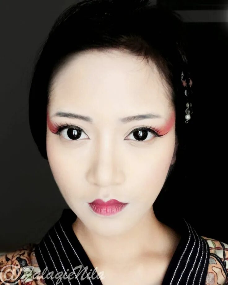 Макияж глаз китаянок Geisha Look (10 Bloggers Collaboration feat. Japan Softlens) The Brown Skinned G