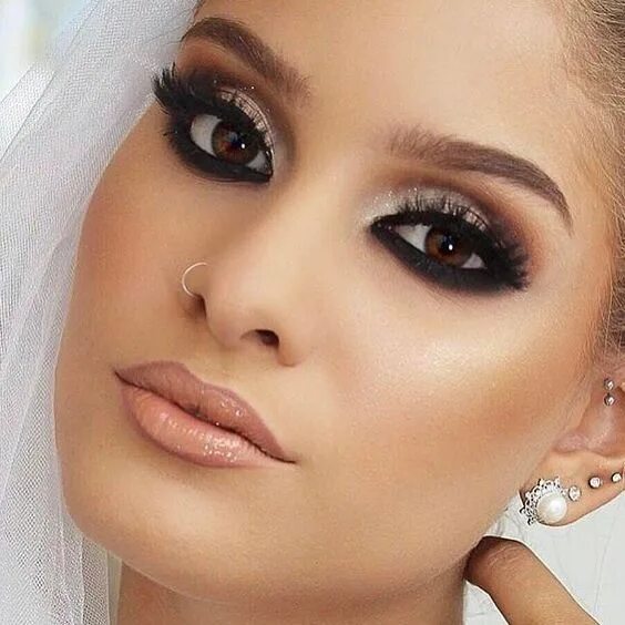 Макияж глаз на свадьбу 18 maquiagens para Noivas no tom tom pêssego. #noiva #casamento #lacremania #noi