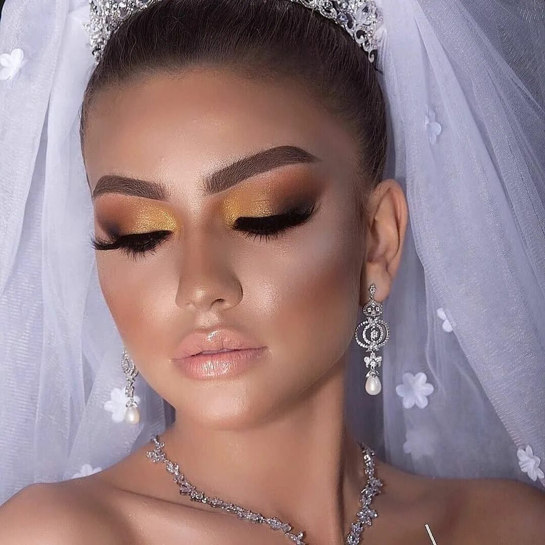 Макияж глаз на свадьбу lacremania Instagram Linktree Trucco occhi, Capelli, Trucco