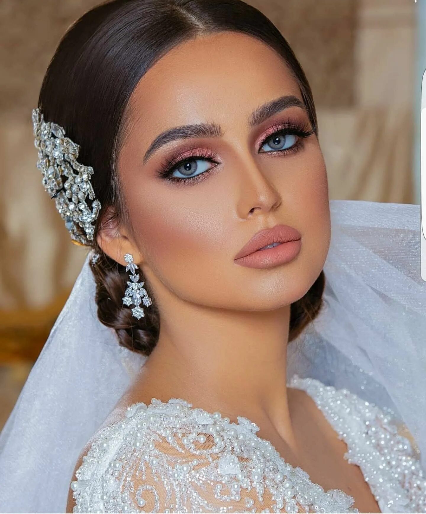 Макияж глаз невесты фото Pin on Hair and beauty Bridal makeup natural, Bridal makeup, Natural wedding mak