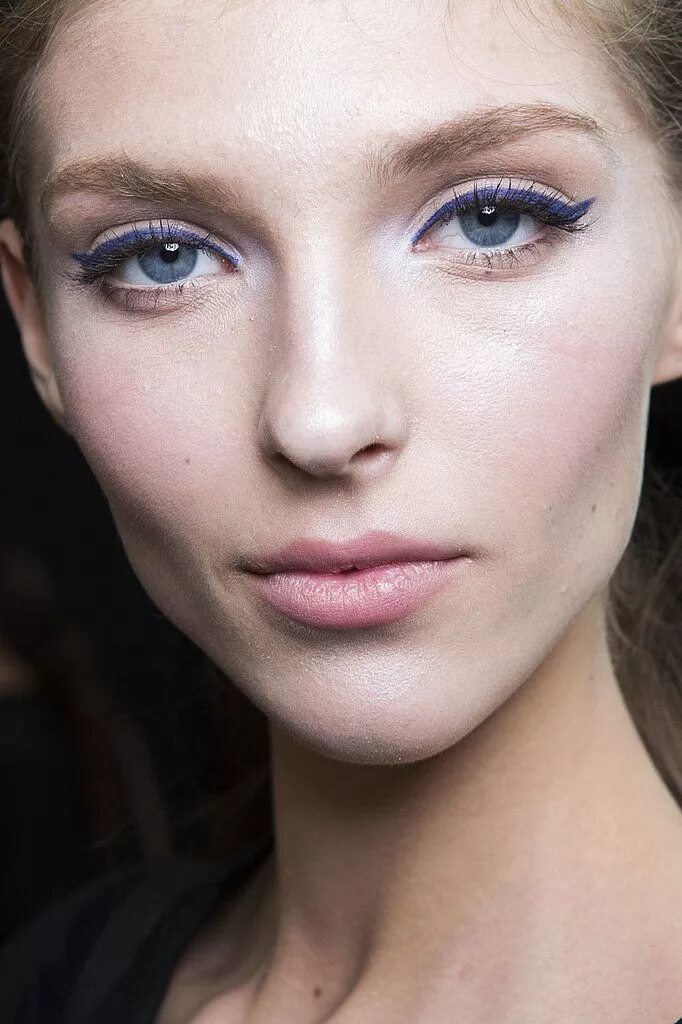 Макияж глаз нижнего века POPSUGAR Maquiller des yeux bleus, Maquillage yeux bleus, Maquillage yeux