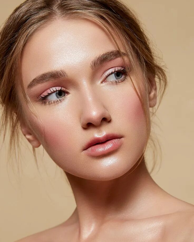 Макияж глаз нюд Beauty on Behance Beauty, Bridesmaid makeup, Beauty hacks