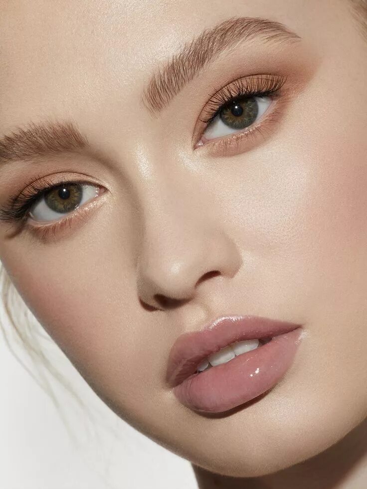 Макияж глаз нюдовыми Crystal High Gloss in 2019 Makeup looks, Eye makeup, Wedding makeup