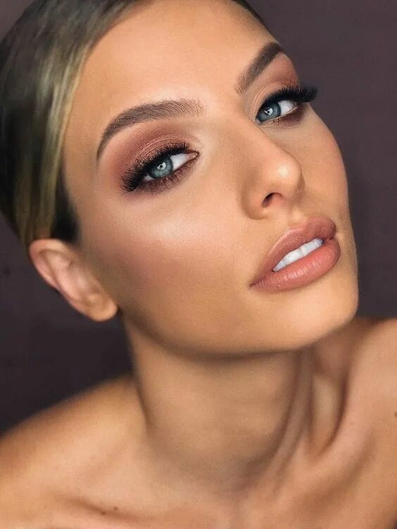 Макияж глаз нюдовыми Wedding Makeup Ideas and Tips: How To Get It Right Wedding makeup for brown eyes