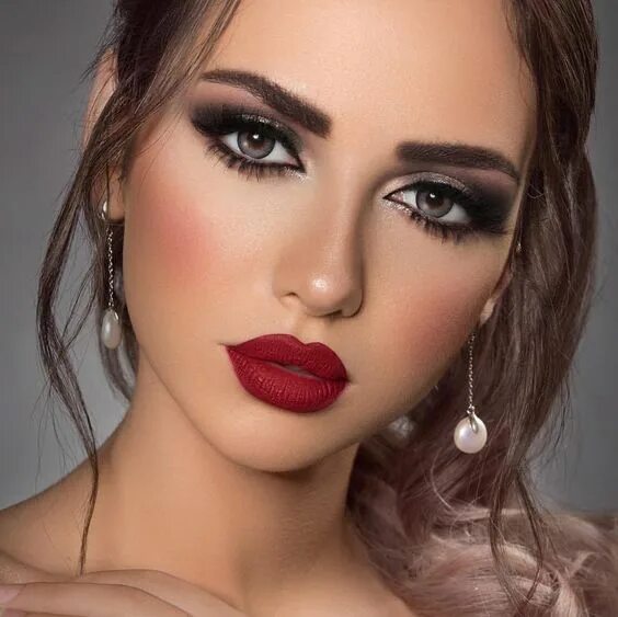 Макияж глаз под красную помаду Pin on Faces & Makeup I (unnamed)