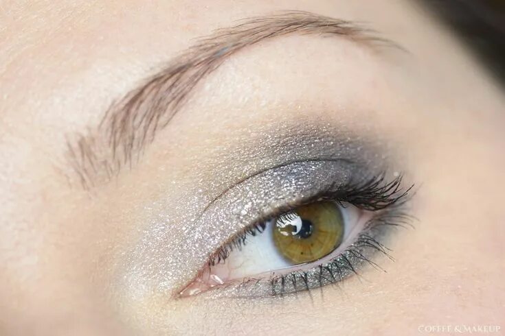 Макияж глаз с растушевкой фото Maybelline Color Tattoo Eye Chrome Review - Coffee & Makeup Maybelline color tat