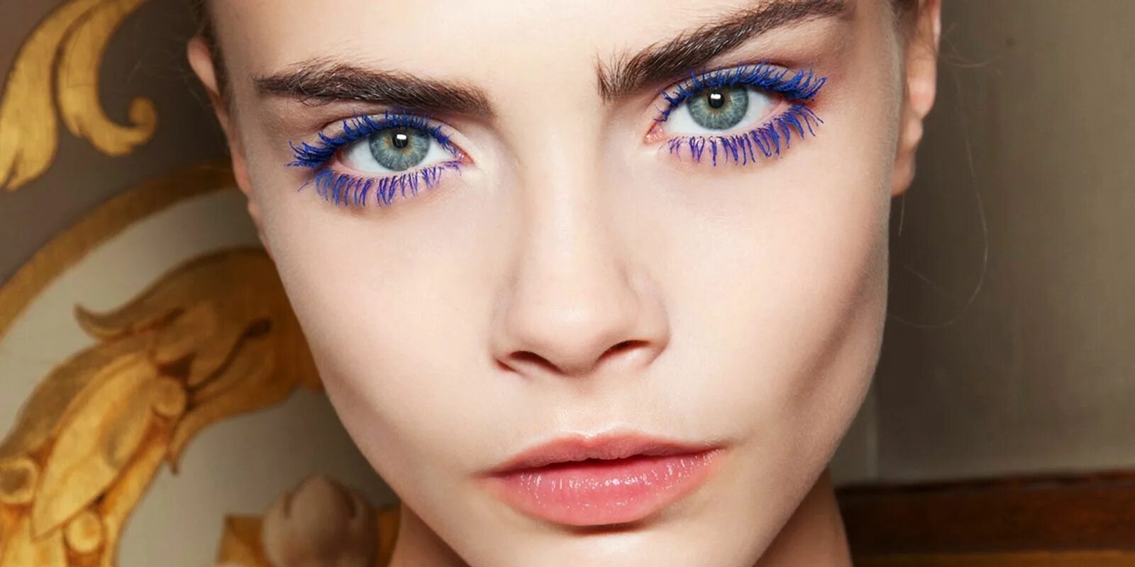 Макияж глаз с синей тушью Blue Mascara Is Still Thriving in 2019. Here's How to Find the Right Tube for Yo