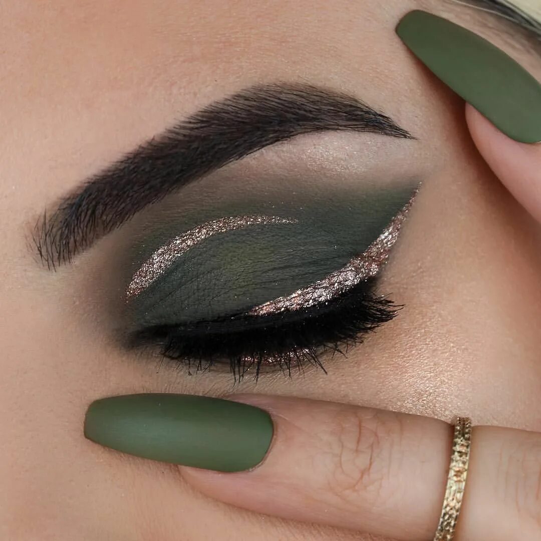 Макияж глаз с зеленой подводкой 43.7k Likes, 193 Comments - Jazmina Daniel (@missjazminad) on Instagram: "CLOSE 