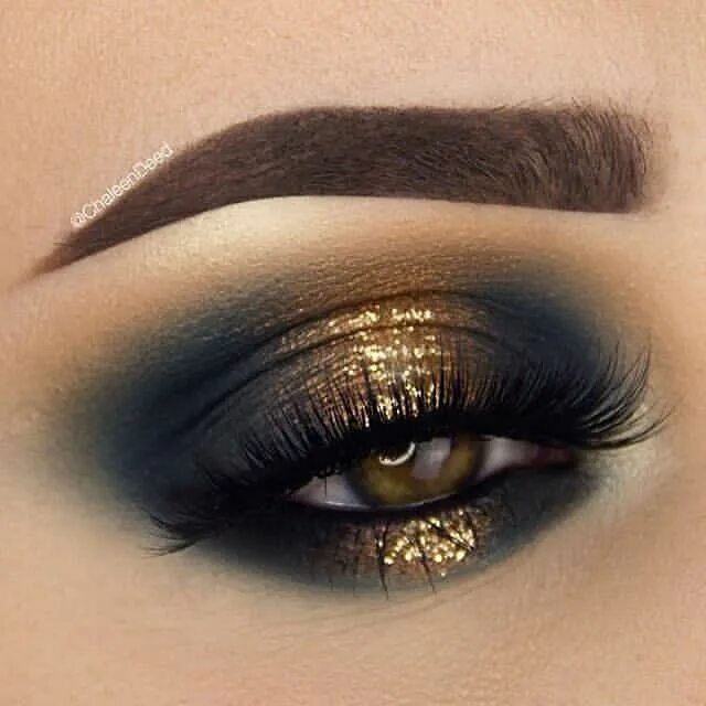 Макияж глаз с золотом Anastasia Beverly Hills on Instagram: "Love this look @chaleendeed BROWS: Brow P