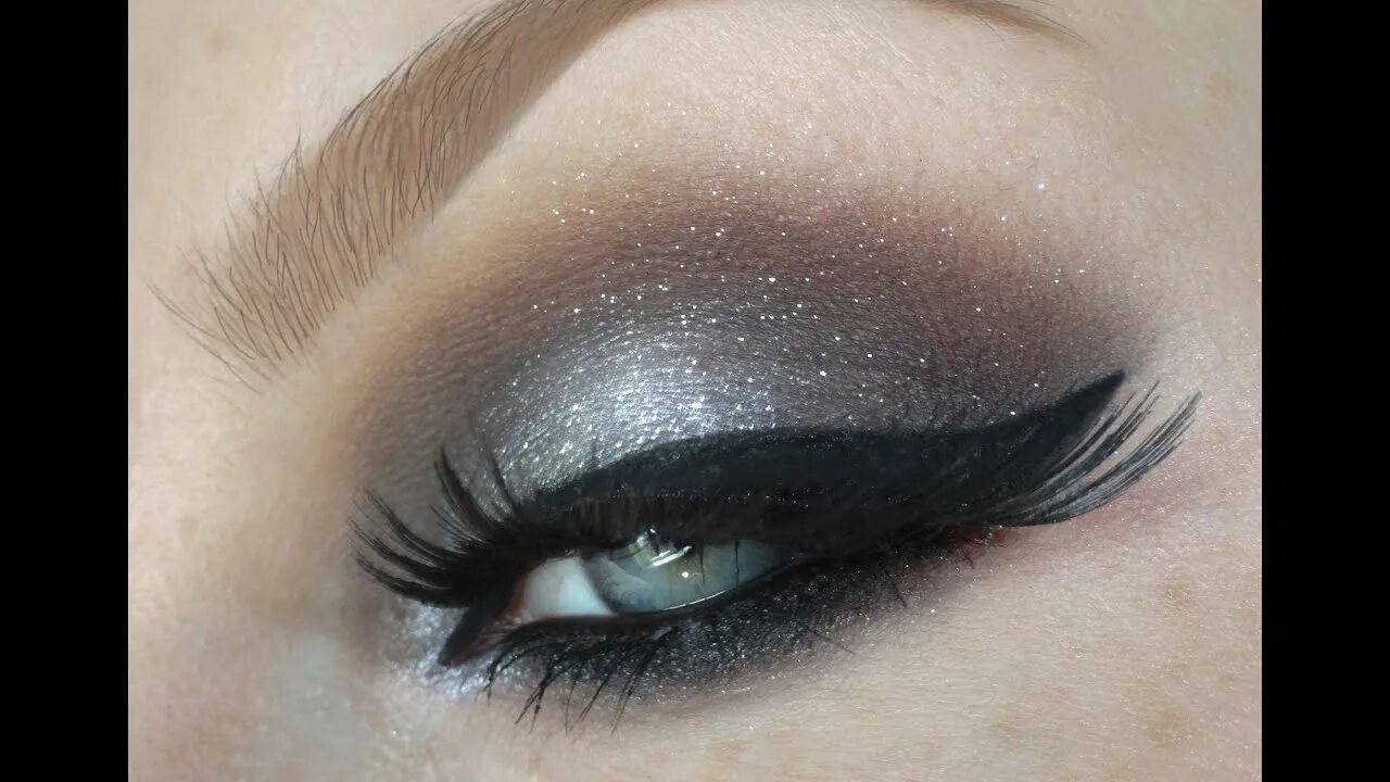 Макияж глаз серые тени Metallic Grey Silver Glitter Smokey Eyes Makeup Tutorial - YouTube