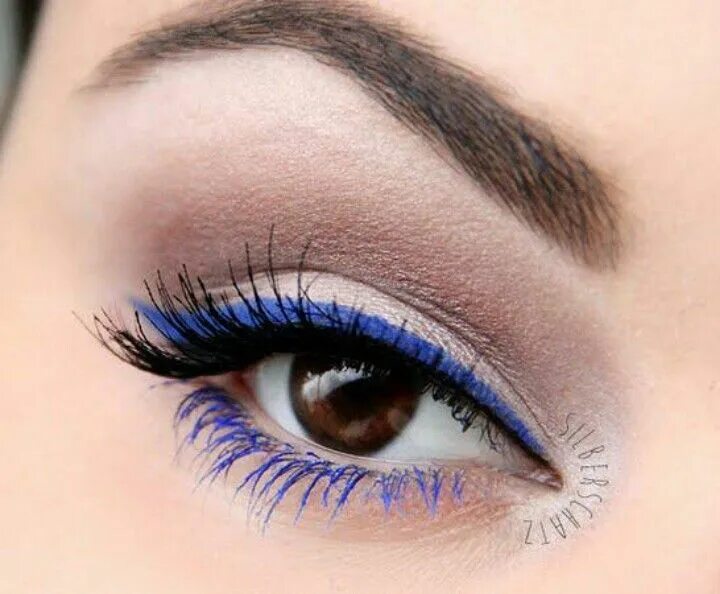 Макияж глаз синим карандашом Pin on Beauty Stuff Colored mascara, Eye makeup styles, Eye makeup