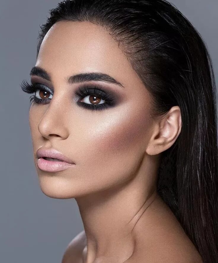 Макияж глаз смоки Loading... Smoky eye makeup, Blue eye makeup, Beautiful makeup