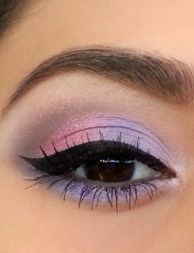 Макияж глаз со стрелками фото Spring Fun Eye makeup, Spring makeup, Aesthetic makeup