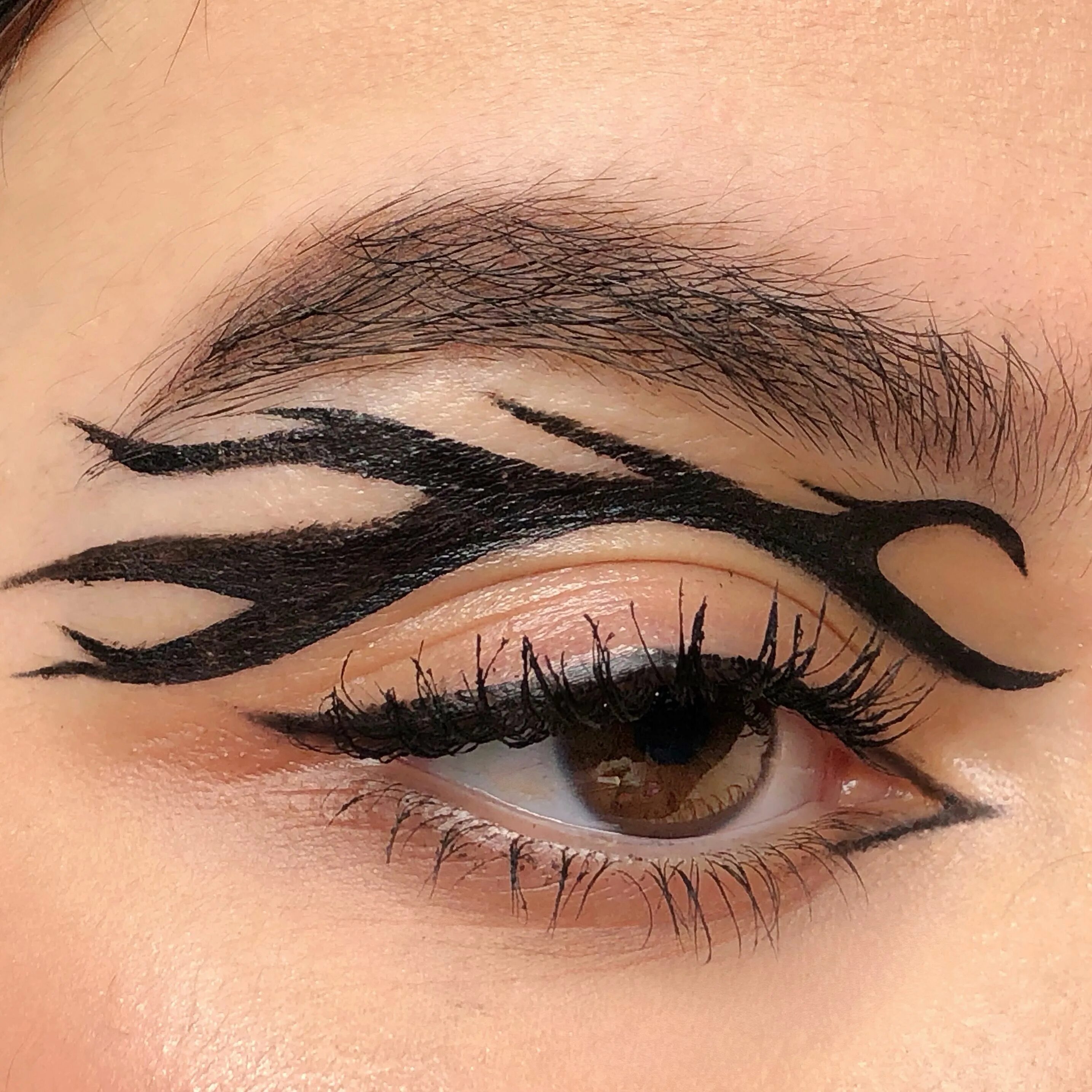 Макияж глаз стрелки видео Pin on Eye Makeup
