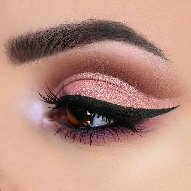 Макияж глаз стрелки видео @allyemx #makeup #makeupideas #beauty #ineedmakeupideas #makeup #makeupideas #be