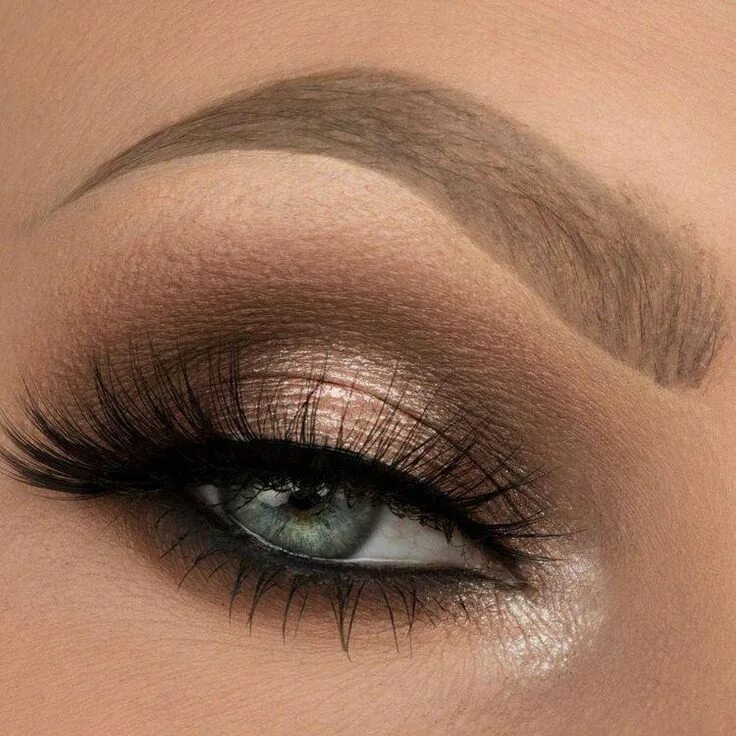 Макияж глаз светлыми тенями Pin by Sofia Mendes on beauty Wedding eye makeup, Evening eye makeup, Prom eye m