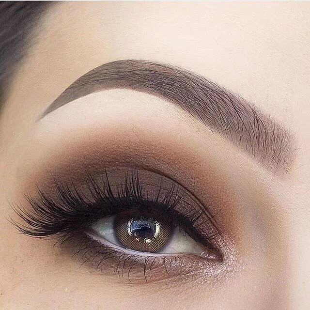 Макияж глаз тенями темные Brown eye shadow Smokey eye makeup, Makeup eyeshadow brown eyes, Dark eyeshadow