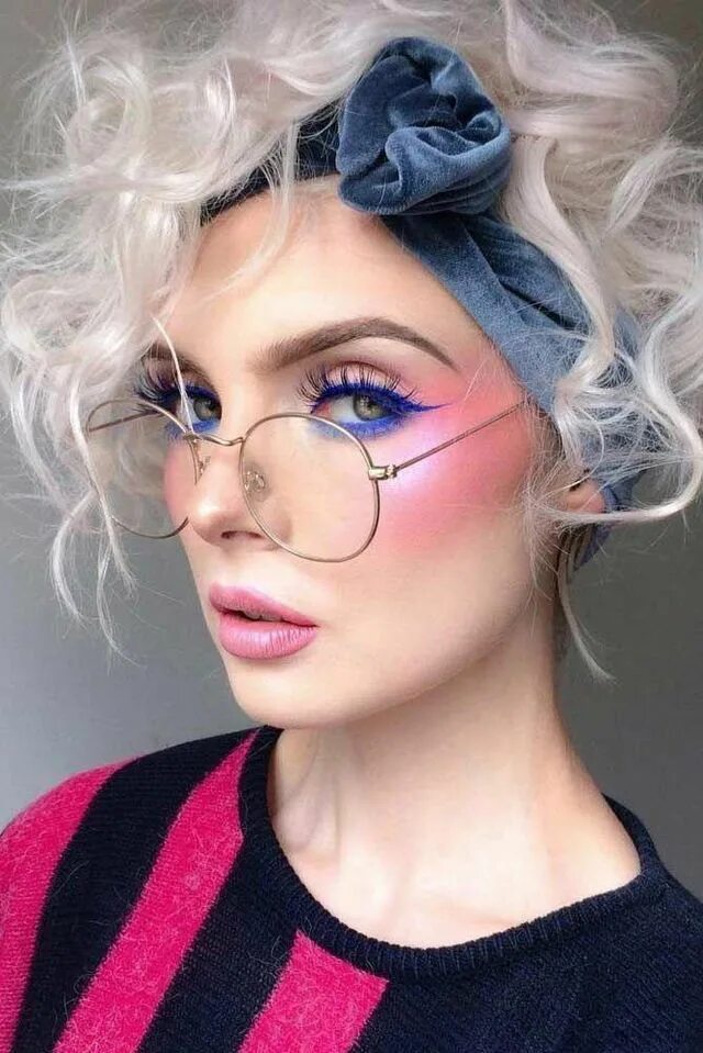 Макияж глаз в стиле 90 Pin by 22 pla-num on beauty Bright eye makeup, 80s makeup trends, 80s makeup