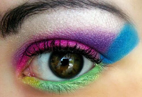 Макияж глаз в стиле 90 12 Top Makeup Tips for Work ... 80s eye makeup, 80s makeup, Rainbow eye makeup