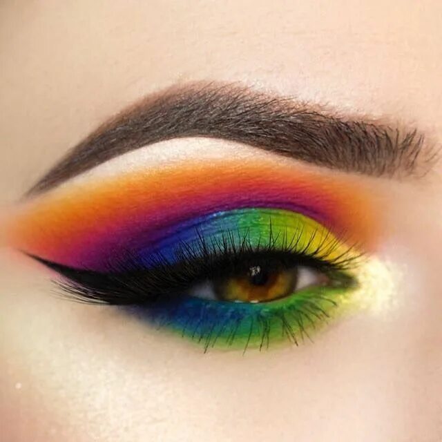 Макияж глаз яркими цветами Pin by WedMeBest - Indian Wedding, Fi on Make - Up Eye makeup art, Colorful eye 