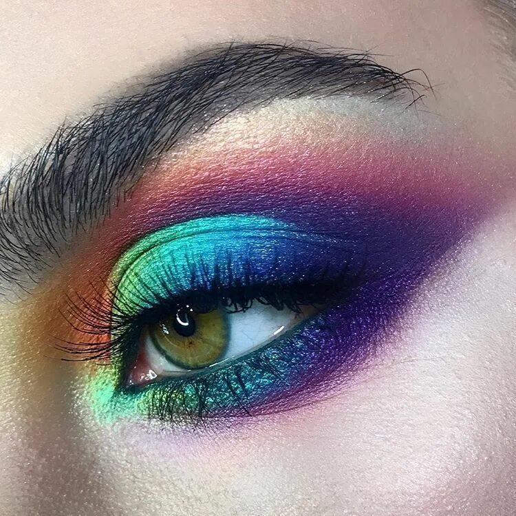 Макияж глаз яркими цветами 4,681 Likes, 80 Comments - Maria Lihacheva ApropoMakeup (@apropomakeup) on Insta
