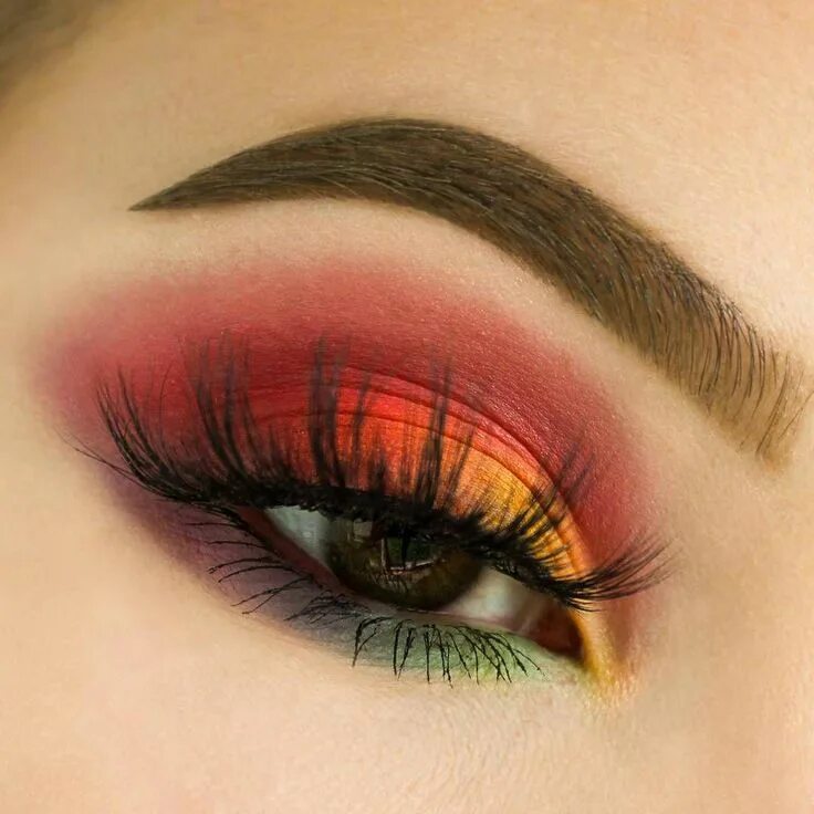 Макияж глаз яркими тенями Makeup Brushes Real Techniques Colorful Eye Makeup in 2019 Eye makeup, Simple ey