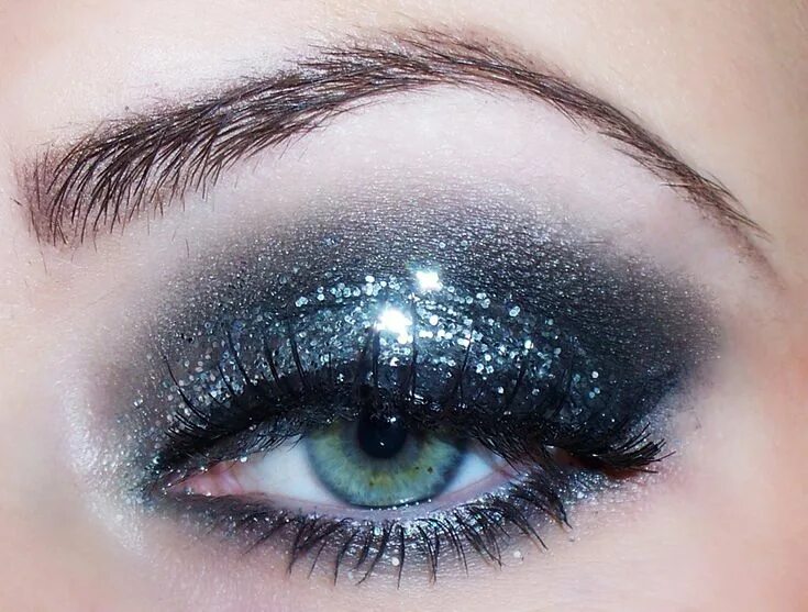 Макияж глаз зима makeup ideas - Google Search Темный макияж глаз, Новогодний макияж, Макияж для г