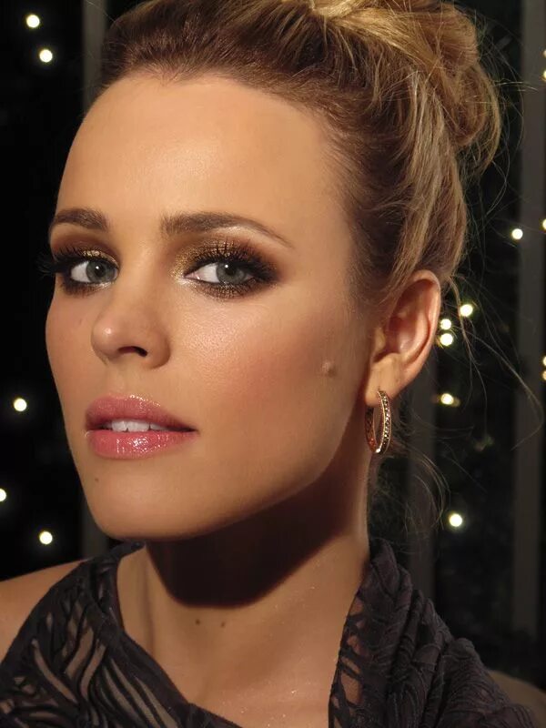 Макияж глаз звезд troyjensenonline.com Bronze makeup look, Smokey eye for brown eyes, Bronze makeu