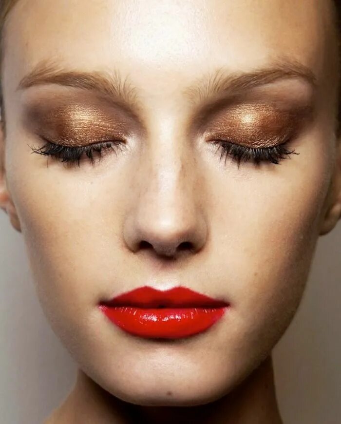 Макияж глянцевые губы Reader Question: Red Lipstick for fair skin - Honestly Jamie Maquillage discret,