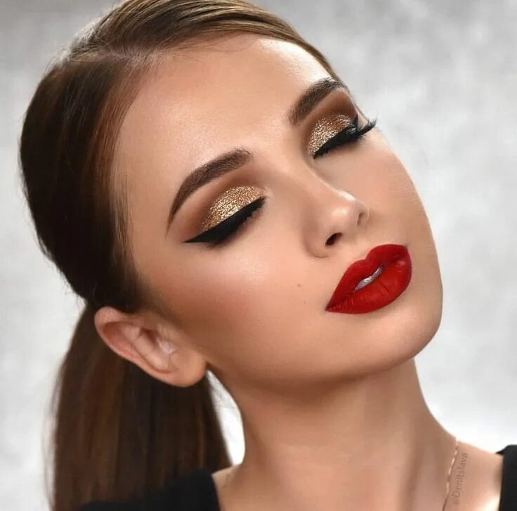 Макияж год Pin on Beauty & Fashion Red lipstick makeup, Red lips makeup look, Red lip makeu