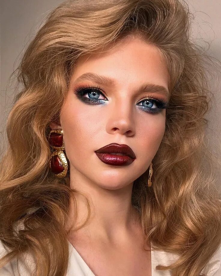 Макияж год make-up-geheimnisse.ml Eye makeup steps, Applying eye makeup, No eyeliner makeup
