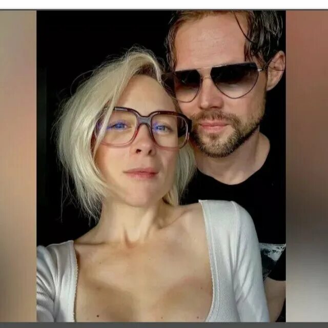 Марина смирнова жена даниила воробьева фото Несмотря на то, что врачи ставили ему диагноз "бесплодие", в 39 лет он всё-таки 